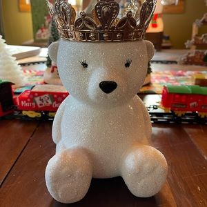 Bath & bodyworks Christmas bear candleholder